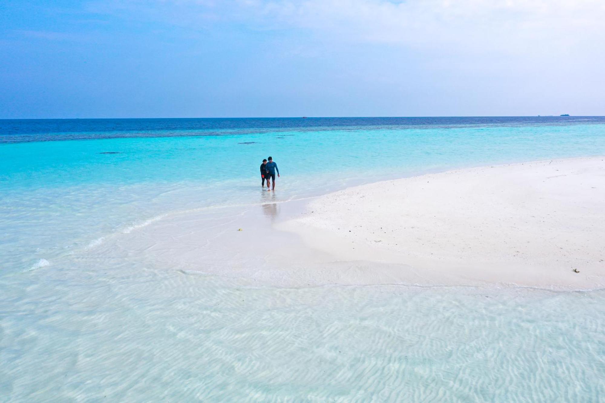 Manta Sea View Himandhoo Hotel Bagian luar foto