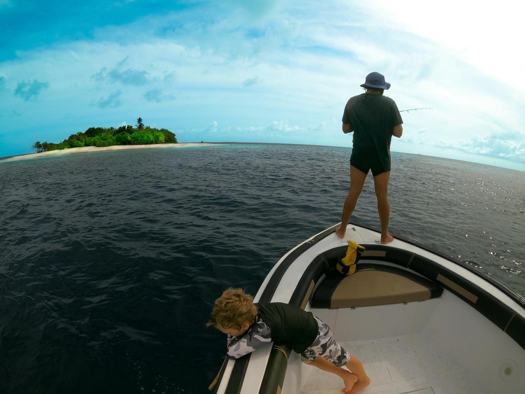 Manta Sea View Himandhoo Hotel Bagian luar foto