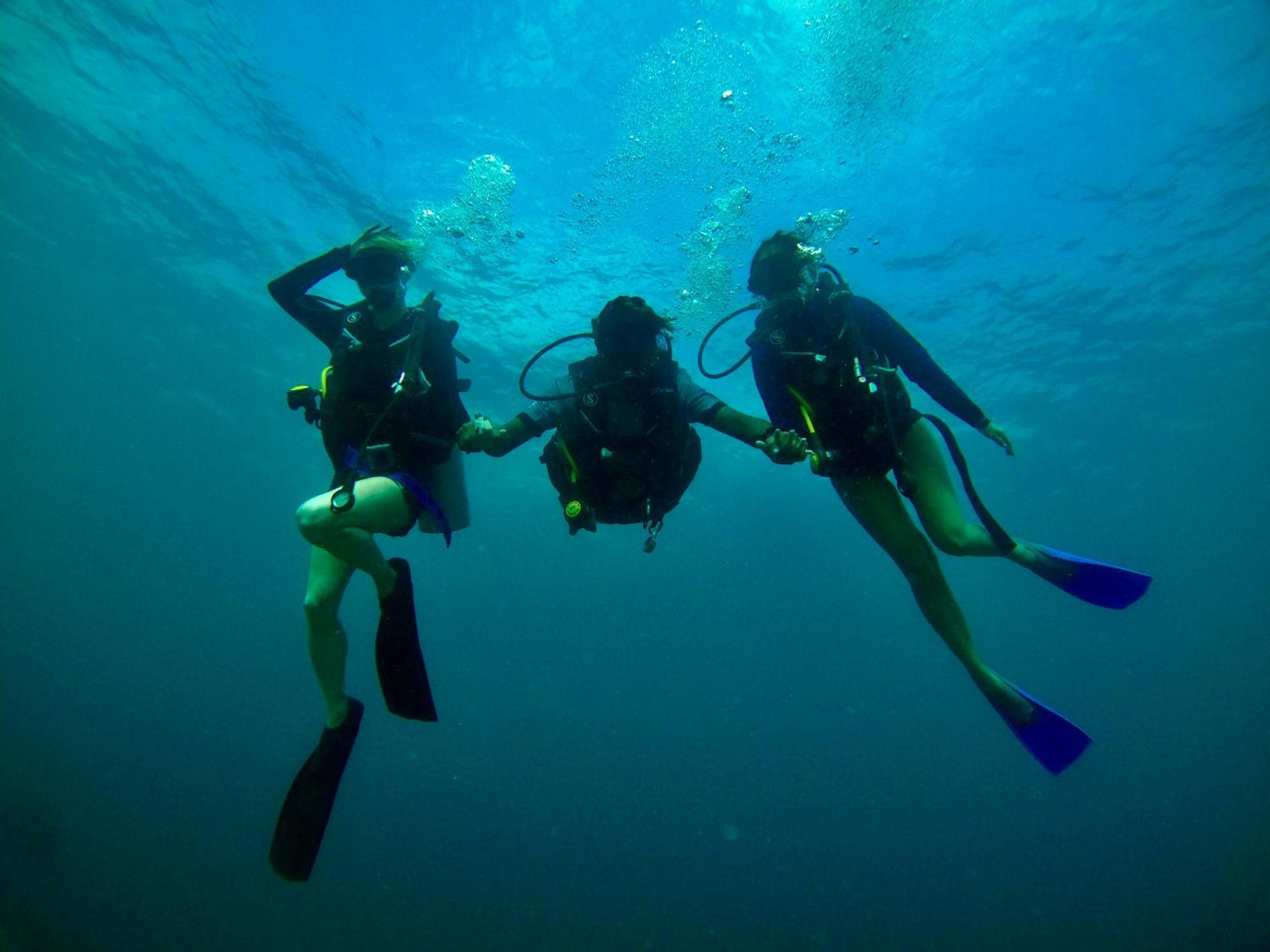Manta Sea View Himandhoo Hotel Bagian luar foto
